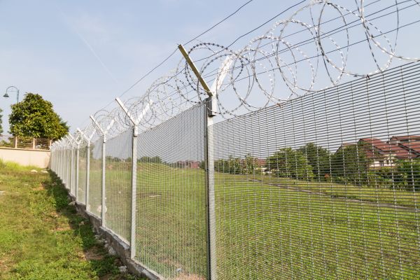 Commercial Fence Construction in York